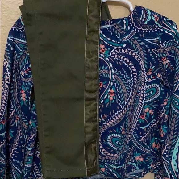 Matching Set - Picture 4 of 4